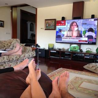 Seda Bakan feet photo thumbnail