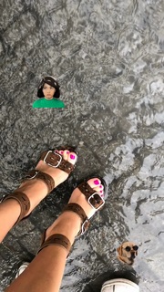 Seda Bakan feet photo thumbnail