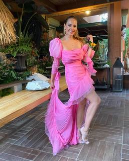 Seda Bakan feet photo thumbnail