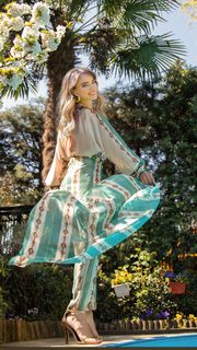 Seda Bakan feet photo thumbnail
