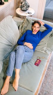 Seda Bakan feet photo thumbnail