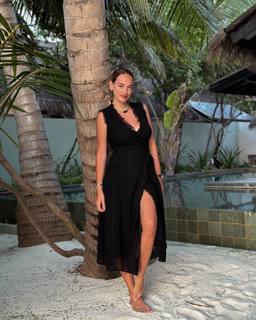 Seda Bakan feet photo thumbnail