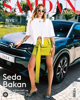 Seda Bakan feet photo thumbnail