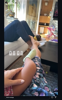 Seda Bakan feet photo thumbnail