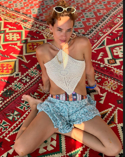 Seda Bakan feet photo thumbnail