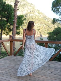 Seda Bakan feet photo thumbnail