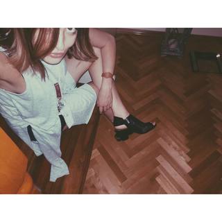 Seda Güven feet photo 19