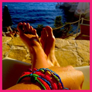Seda Güven feet photo 10
