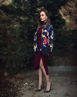 Seda Güven feet photo 12