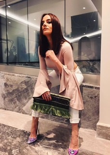 Seda Güven feet photo 20