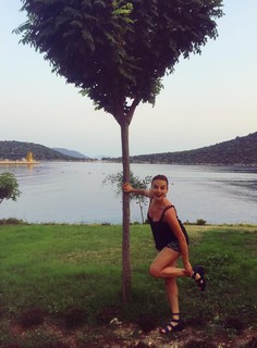 Seda Güven feet photo 19