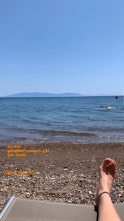 Seda Güven feet photo 2