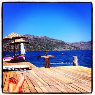 Sedef Avci feet photo 11