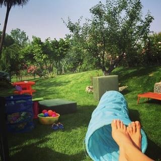 Sedef Avci feet photo 8
