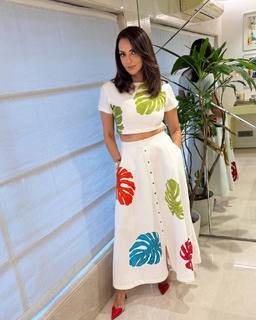 Seema Sajdeh feet photo 16