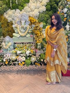 Seema Sajdeh feet photo 4