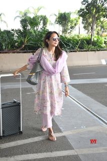 Seema Sajdeh feet photo 8
