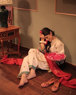 Sehar Khan feet photo thumbnail