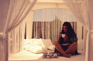 Seka Aleksic feet photo thumbnail