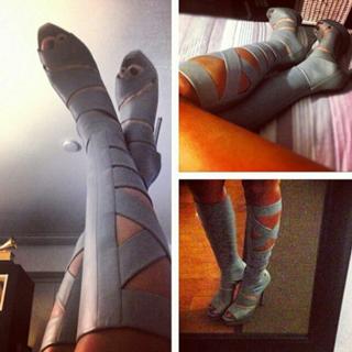 Seka Aleksic feet photo thumbnail