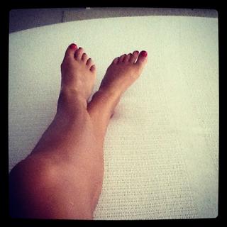 Seka Aleksic feet photo thumbnail