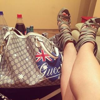 Seka Aleksic feet photo thumbnail