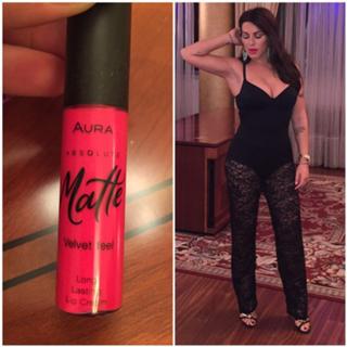 Seka Aleksic feet photo thumbnail