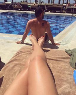 Seka Aleksic feet photo thumbnail