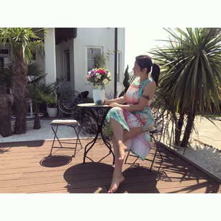 Seka Aleksic feet photo thumbnail