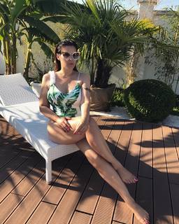 Seka Aleksic feet photo thumbnail