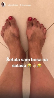 Seka Aleksic feet photo thumbnail