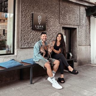 Seka Aleksic feet photo thumbnail