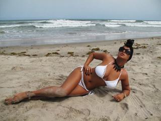 Seka Aleksic feet photo thumbnail