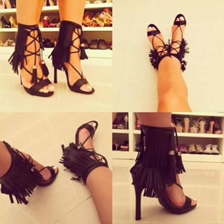Seka Aleksić feet photo 18