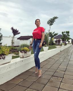 Seka Aleksić feet photo 3
