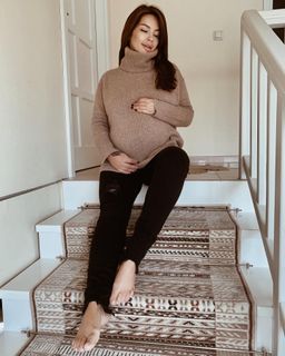 Seka Aleksić feet photo 9