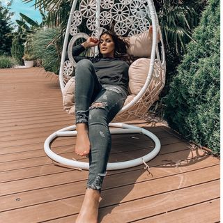 Seka Aleksić feet photo 1
