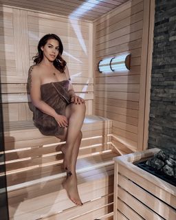 Seka Aleksić feet photo 14
