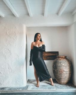 Seka Aleksić feet photo 5