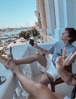 Seka Aleksić feet photo 3