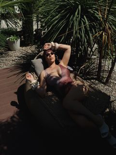 Seka Aleksić feet photo 10