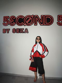 Seka Aleksić feet photo 3
