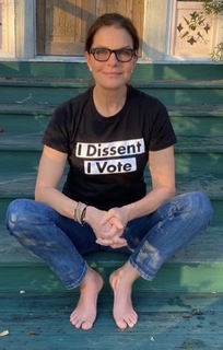 Sela Ward feet photo thumbnail