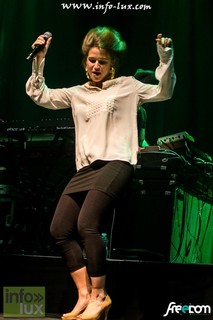 Selah Sue feet photo 4