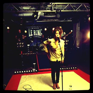 Selah Sue feet photo 7