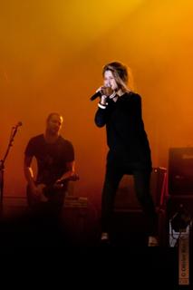 Selah Sue feet photo 2