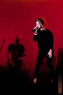 Selah Sue feet photo 3