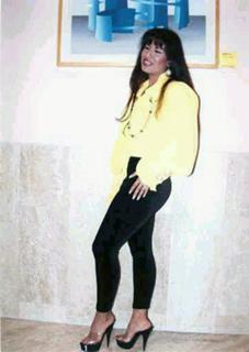 Selena feet photo thumbnail