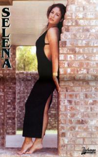 Selena feet photo thumbnail