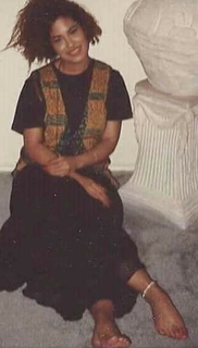 Selena feet photo thumbnail